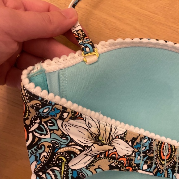 La Vie en Rose Bathing Suit Top - Picture 4 of 6